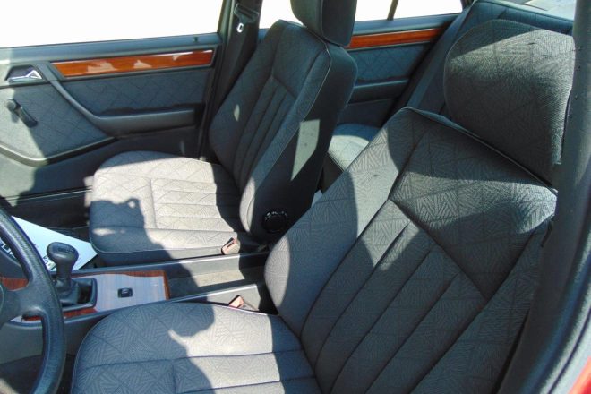 Mercedes 124 E 200 diesel vin 985