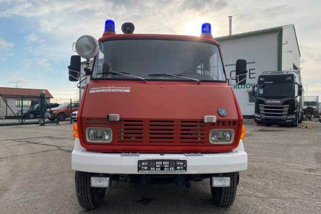 Steyr hasicské vozidlo/ hasicská cisterna 4×2 manuál VIN 194