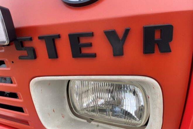 Steyr hasicské vozidlo/ hasicská cisterna 4×2 manuál VIN 194