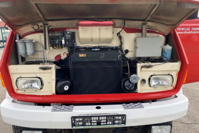 Steyr hasicské vozidlo/ hasicská cisterna 4×2 manuál VIN 194