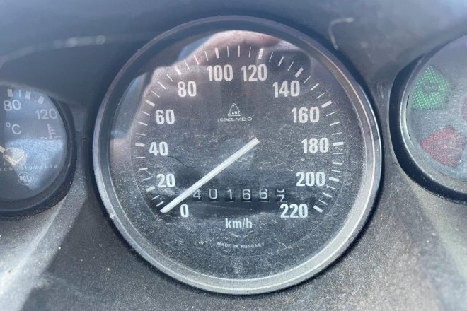 Tatra T613 manuál VIN 834
