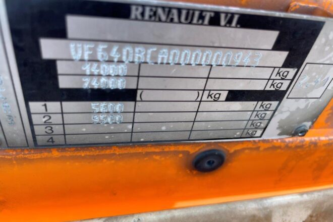 Renault MIDLINER M210.14 4X4 hákový natahovac kontajnerov, orig km, EURO 2, manuál VIN 943