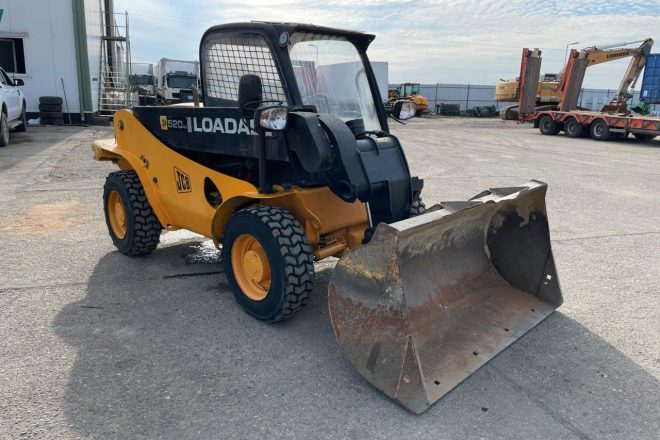JCB 520 40 teleskopický celný nakladac 4X4 VIN 715