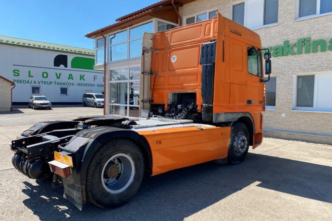 DAF XF95 430 EURO 2 manuál VIN 034