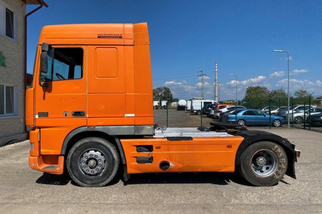 DAF XF95 430 EURO 2 manuál VIN 034