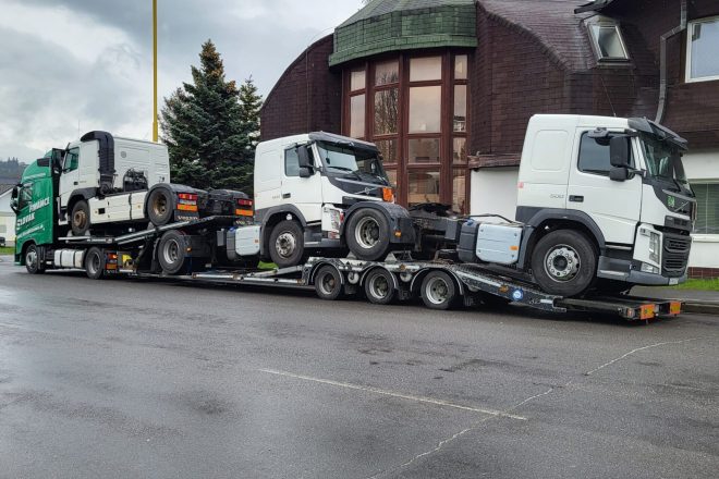 Volvo FH 13.500 LOWDECK originál km EURO 6, automat VIN 496 + 176