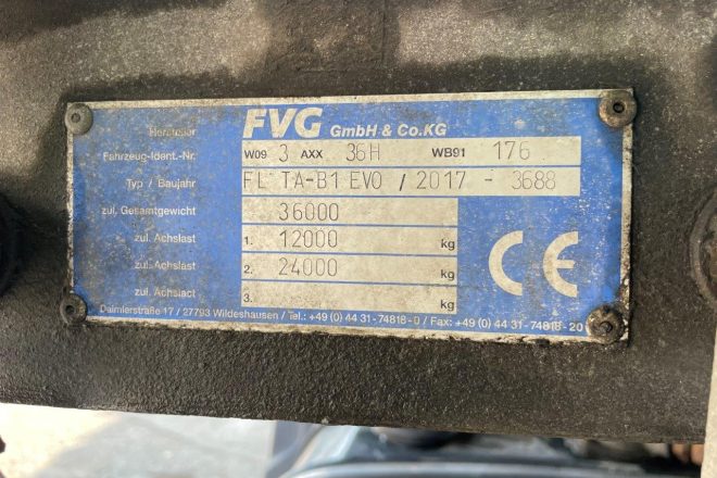 Volvo FH 13.500 LOWDECK originál km EURO 6, automat VIN 496 + 176