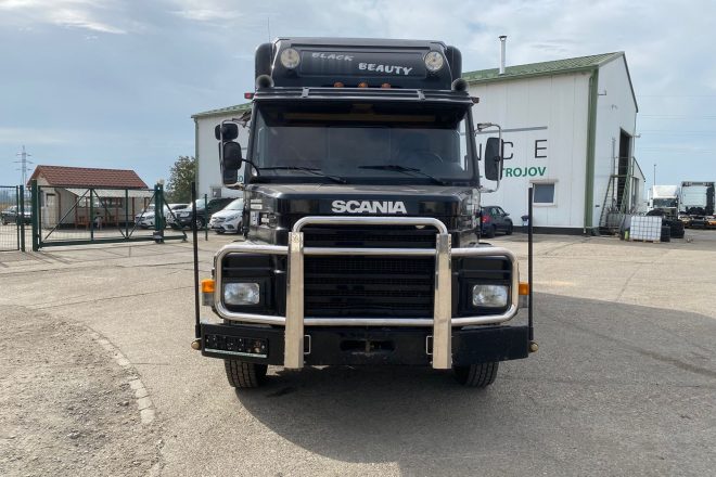 Scania 112M TORPEDO obytné vozidlo na prepravu koní 4x2 automat VIN 629