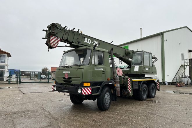 Tatra T815 žeriav AD 20 6X6 manuál VIN 855
