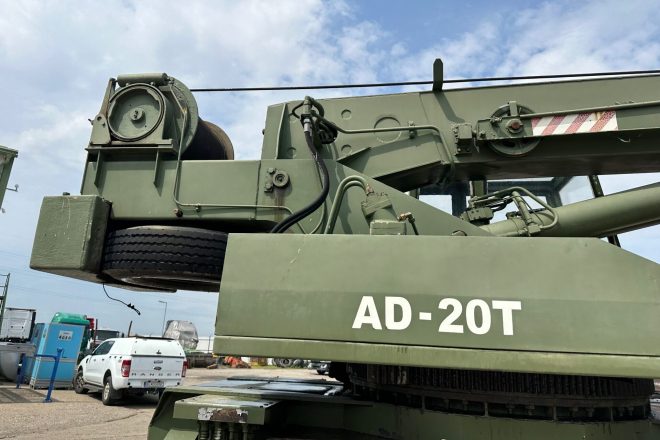 Tatra T815 žeriav AD 20 6X6 manuál VIN 855