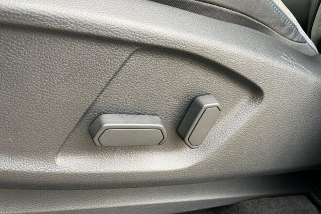 Ford Ranger RAPTOR 2,0 TDCi AWD automat 10 st 4×4 VIN 730