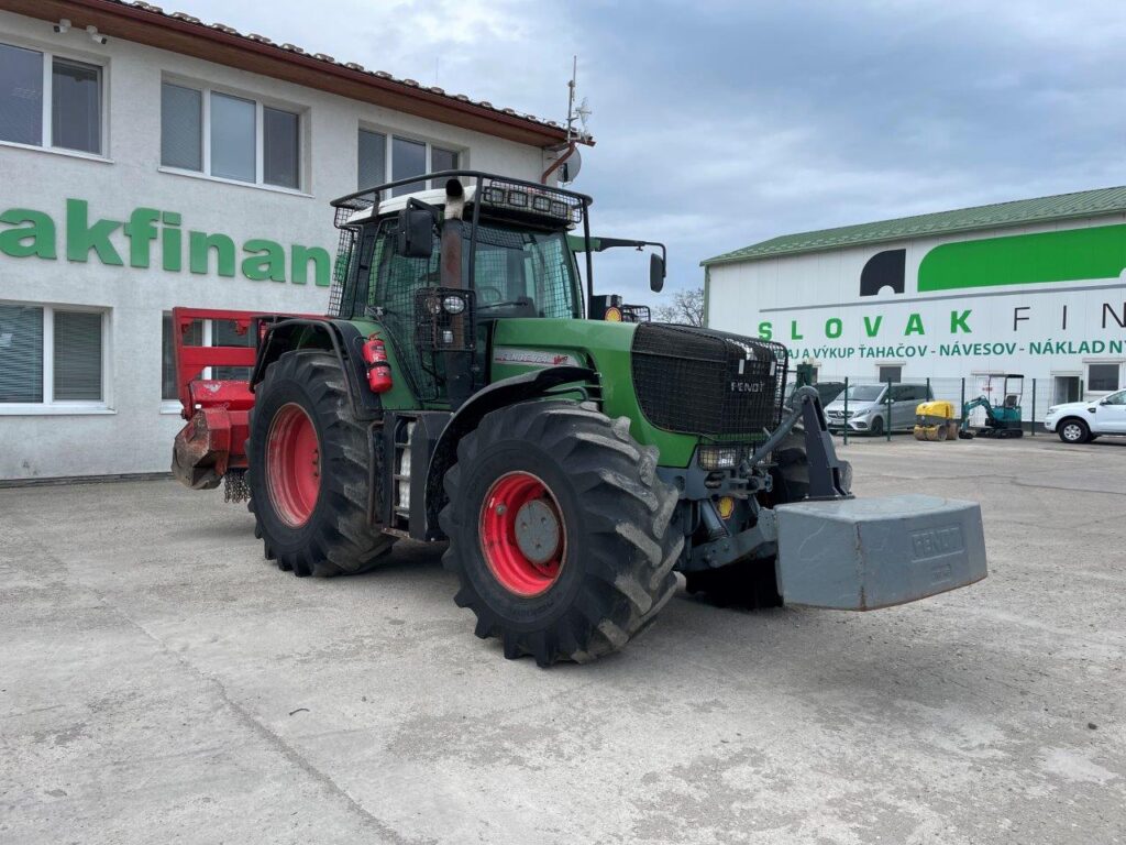 Fendt FENDT 924 VARIO 4x4 + fréza VIN 405