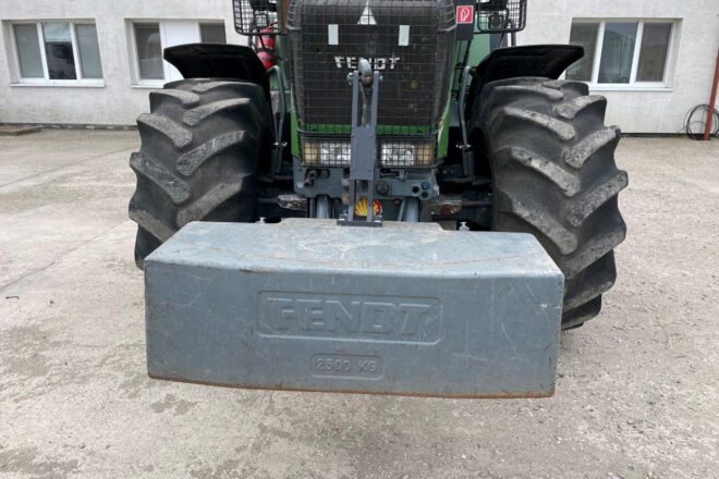 Fendt FENDT 924 VARIO 4x4 + fréza VIN 405