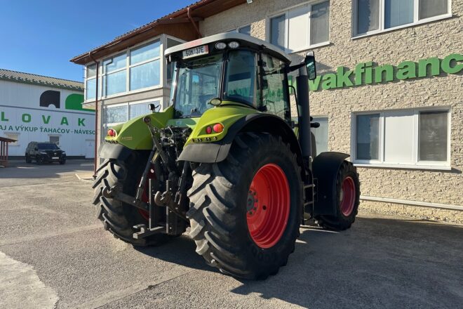 Claas AXION 820 VIN 123