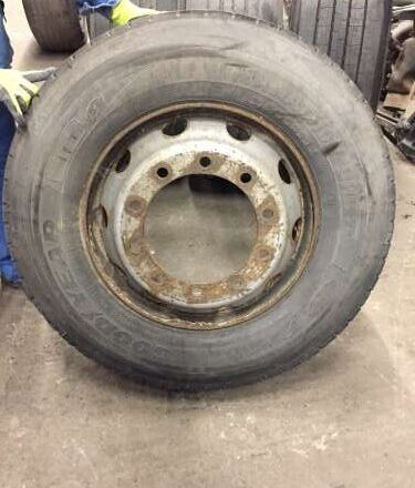 Good year LHD2   315/70  22