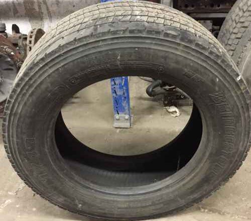 BRIDGESTONE M 749  295/60  22