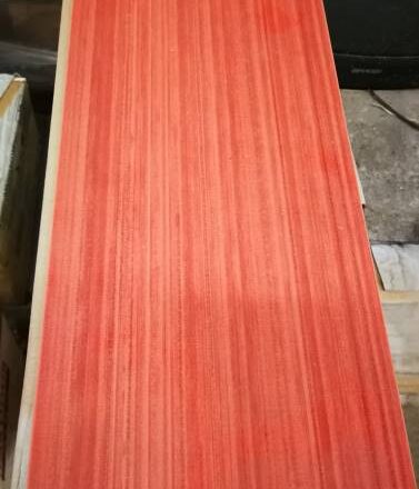 Obkladacky ZBR 411  bordová pásiková   20 x 40