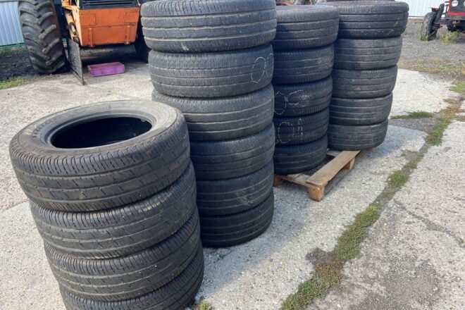 Continental Vanco 2, 235/65 R 16 C, 20 ks, dezén 50%