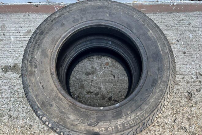Použitý Continental Vanco2 235/65 R16C, 2 ks, dezén 10%, na predaj — foto 2