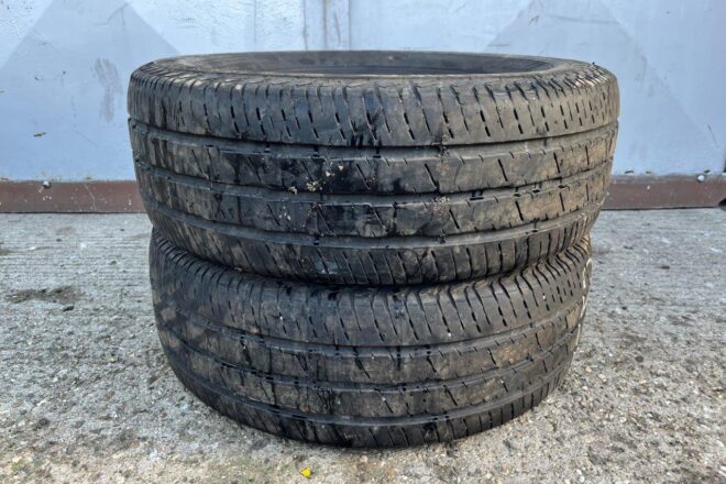 Použitý Continental Vanco2 235/65 R16C, 2 ks, dezén 10%, na predaj — foto 3