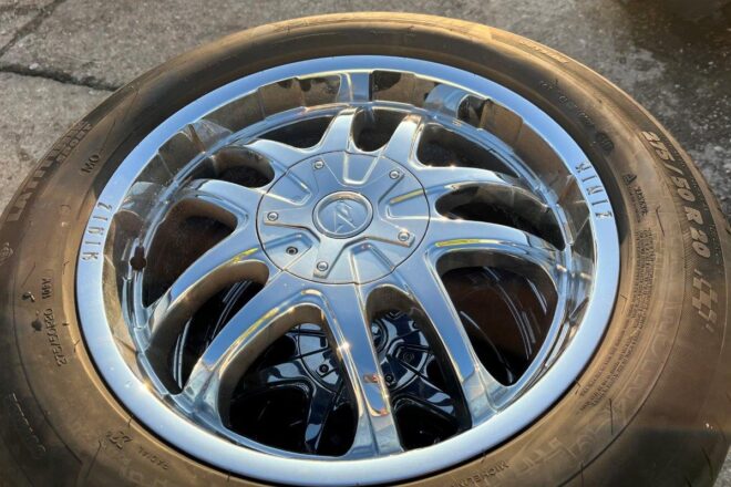 Použitý Michelin Latitude Sport 275/50 R20 na diskoch vhodné na Toyota Landcruiser , roztec 6 x 139,7, 20x 8,5 JJ, dezén 50 %, na predaj — foto 4