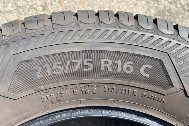 Použitý Barum Vanis 3 215/75 R 16 C , 2 ks , dezen 50 %, CENA: 40 eur/ks, na predaj — foto 2