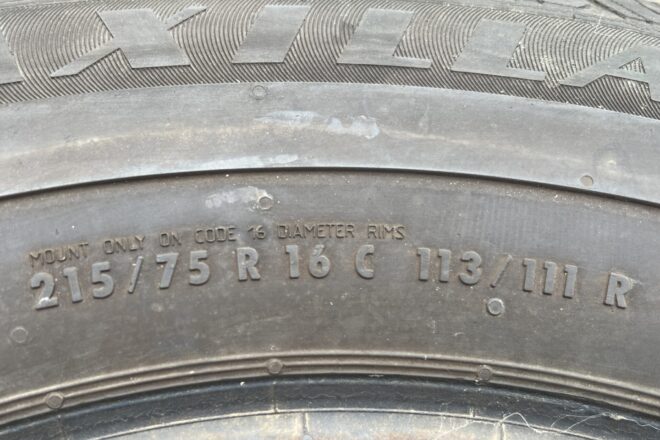Matador Maxilla2 215/75 R 16C, 2 ks, dezén 50%