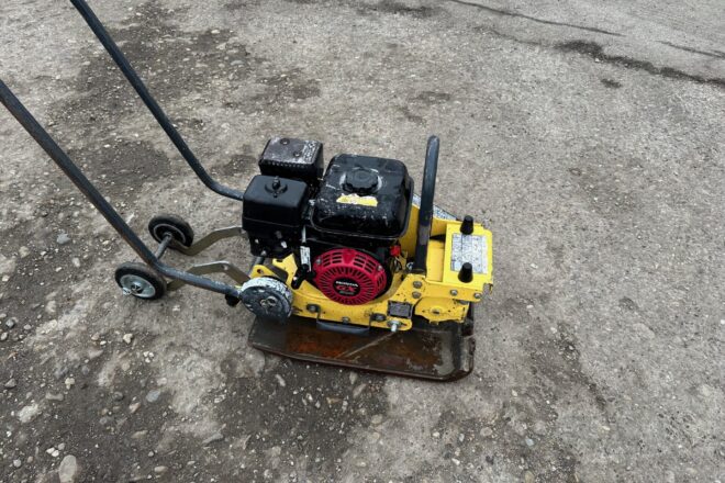 Použitý Bomag BVP 18/45 vibračná doska, žaba,, na predaj — foto 4