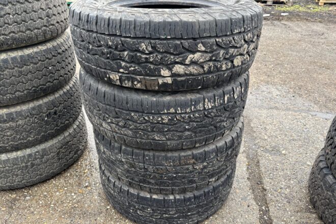 Dunlop Grandtrec AT5 265/65 R17