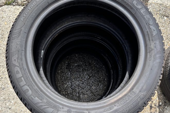 Fulda Kristal Control HP 2 195/55 R 16 87H, 2 ks, dezén 60%, F8, CENA : 20 eur / ks