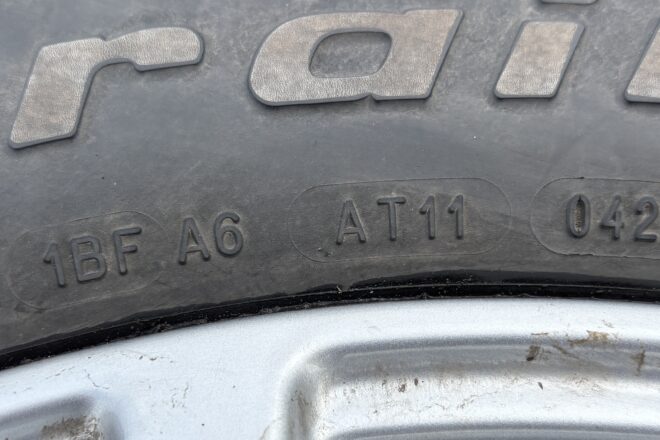 BF Goodrich All Terrain T/A K02 LT 255/70 R16 na alu diskoch Ford 7.0 Jx16 ET55, 4 ks, dezén 80%, E2, Cena 600 eur sada.