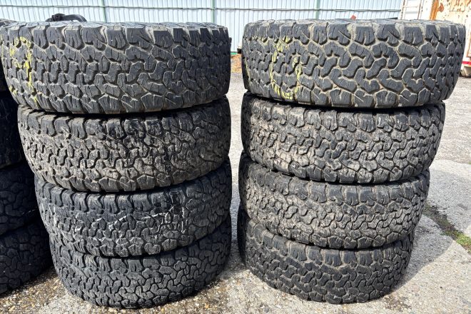 BF Goodrich All Terrain T/A K02 LT265/65 R17, 14 ks, dezén 40% F7, CENA : 40 EUR/ ks