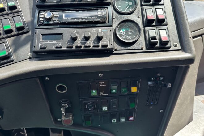 BOVA FUTURA FHX 12 400 bus diaľkový 50+1 miest na sedenieVIN 666