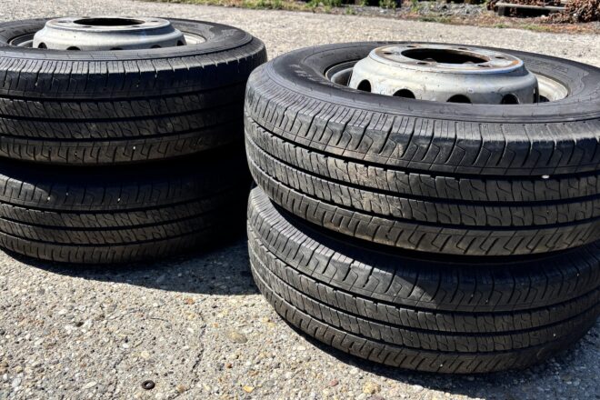 Použitý Sava Trenta 2 225/75 R 16 C, 4 ks, na diskoch 6Jx16 H2, dezen 40% F10, na predaj — foto 3