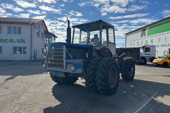 ŠKODA ŠT LIAZ 4X4 poľnohospodársky stroj VIN 111