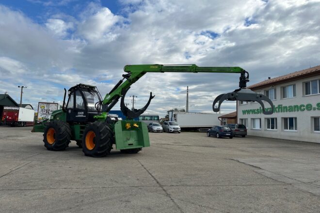 AMKODOR 2242B 4×4 forst tractor vin 004