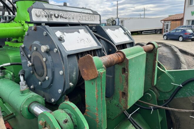 AMKODOR 2242B 4×4 forst tractor vin 004
