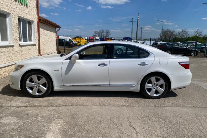 LEXUS LS460 2009 VIN 917