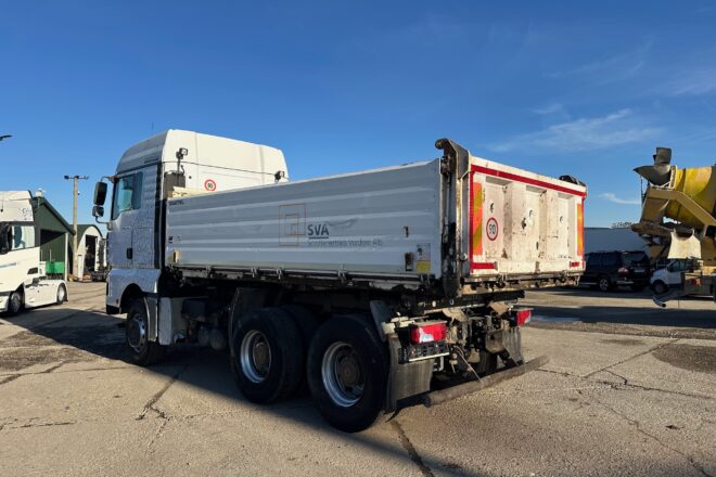 MAN TGA 26.480 6x4 threesided strickling 10m3, 697
