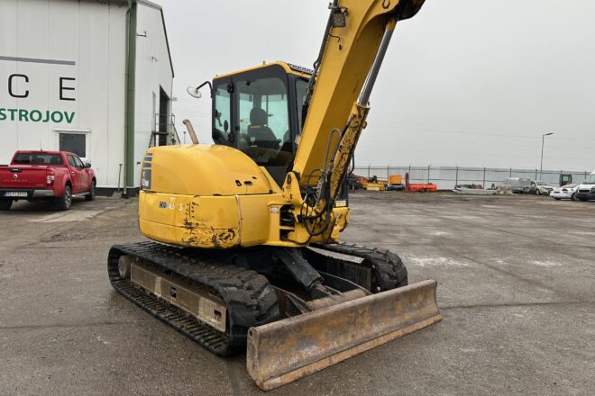 Komatsu PC 80 MR-3 excavator vin 112
