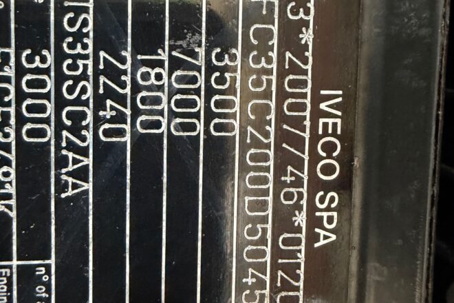 IVECO 35S17 3,0 L1H1 dodávka VIN 572