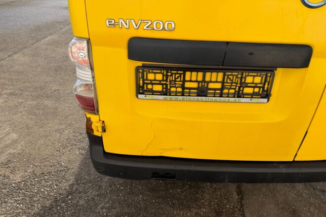 NISSAN e-NV200 automat 24kWh elektro VIN 526