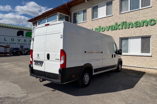 PEUGEOT BOXER 2,0 L4H2 3 seats VIN 579
