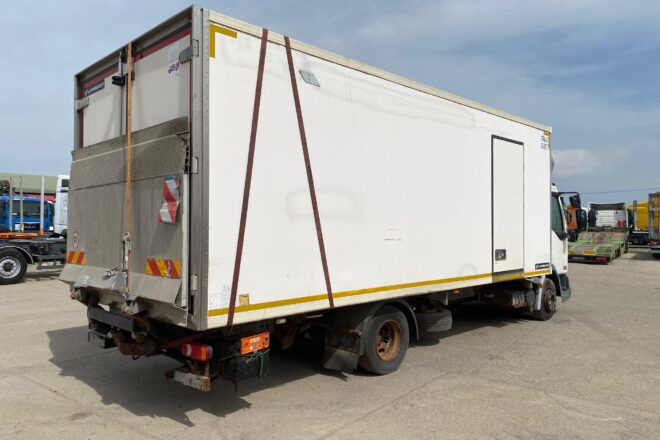 DAF LF45.220 chladiak EEV manual VIN 000