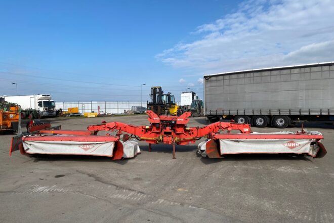 Zadný Motýl KUHN FC 883 VIN 159 + Čelná Kosa Kuhn FC 313 F VIN 304