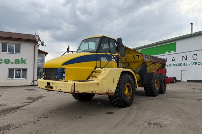 CATERPILLAR D735 jednostranný vyklápač 6×6 dumper VIN 306