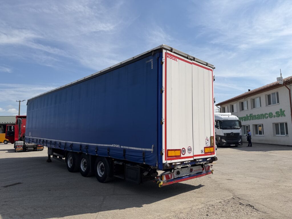 KOGEL SN24 LOWDECK trojstranka MULDA VIN 149