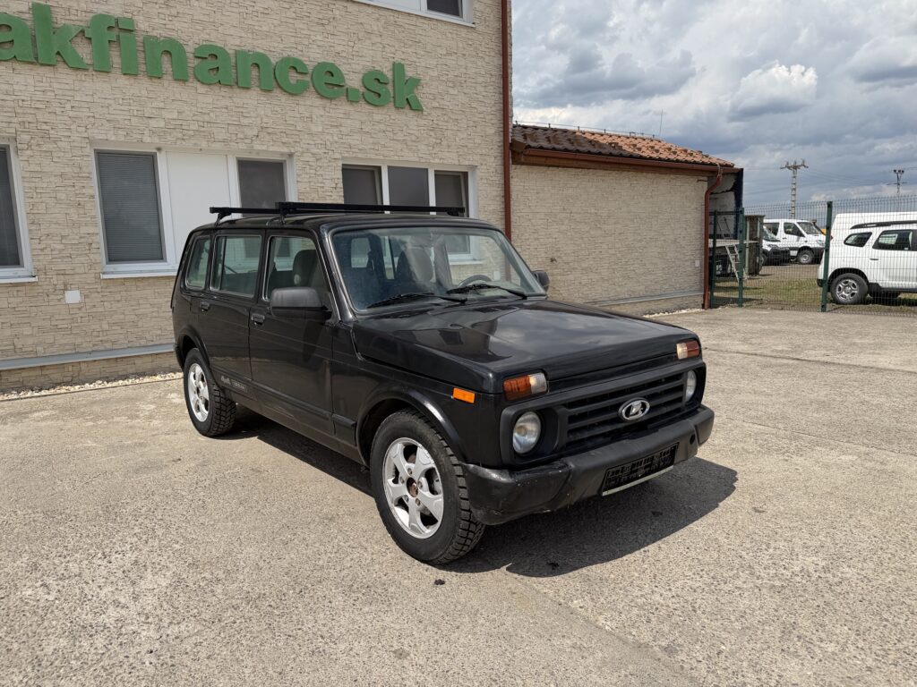 LADA 4x4 1,7 benzin manual E6 VIN 809