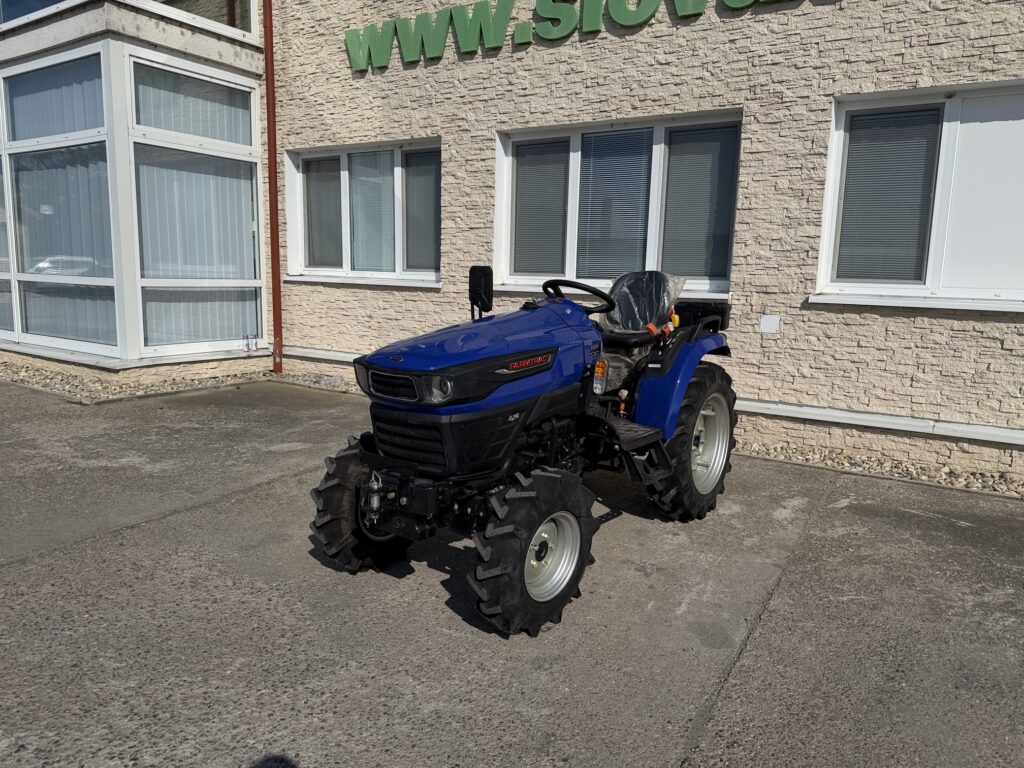 Malotraktor FARMTRAC 26 4×4 hydraulika 3-valec VIN 11G