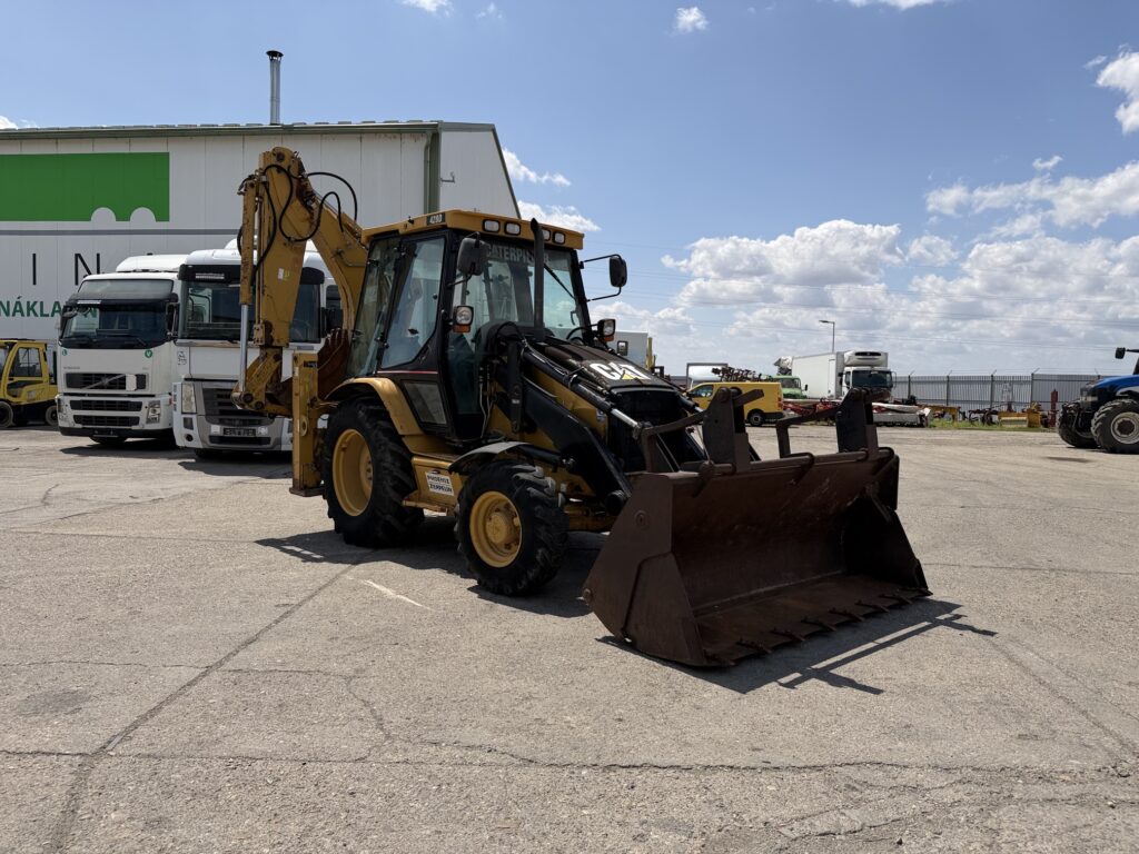 CATERPILLAR 428D traktorbáger 4x4 s TP a TEČ manual VIN 887